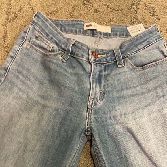levi’s - Picture 2 of 2